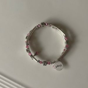 Circle of Hope Breast Cancer Bracelet - HOPE 🌸
